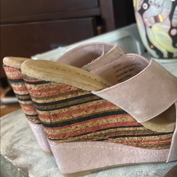 VERY VOLATILE ~Pink Suede Mules with Comfort Sole Super High & Sexy - Picture 4 of 5